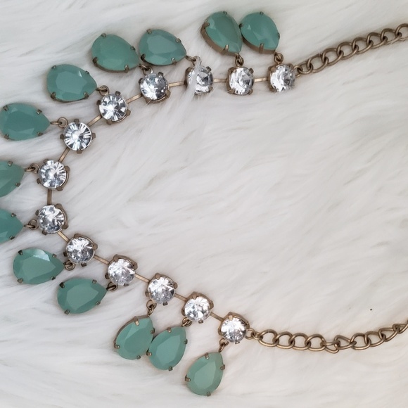 Jewelry - Statement Necklace